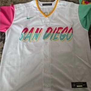 Nike Fernando Tatis city connect padres jersey